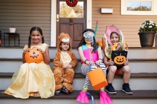 Children's dresses tailoring