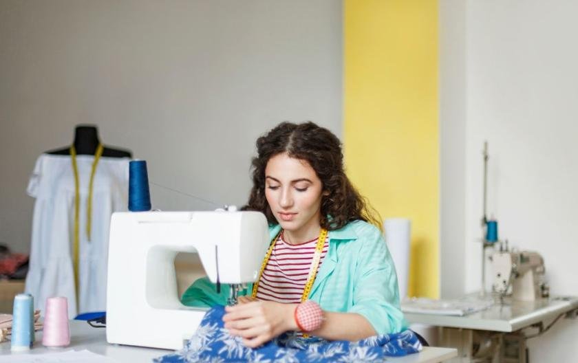 How Do You Know If a Ladies Tailor Is Right for You?