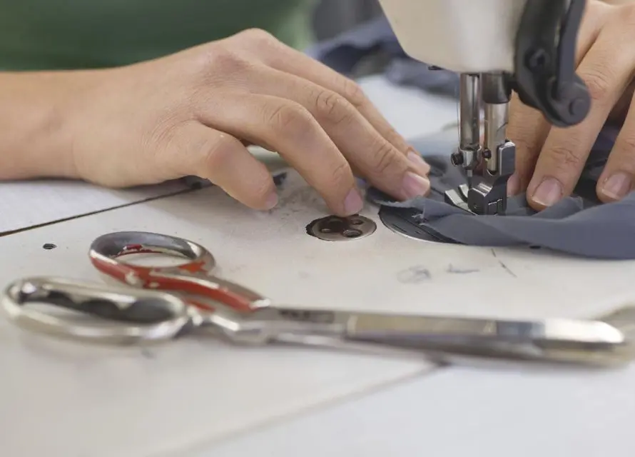 Struggling to Find the Perfect Fit? Why Custom Tailoring Is Worth It in 2026